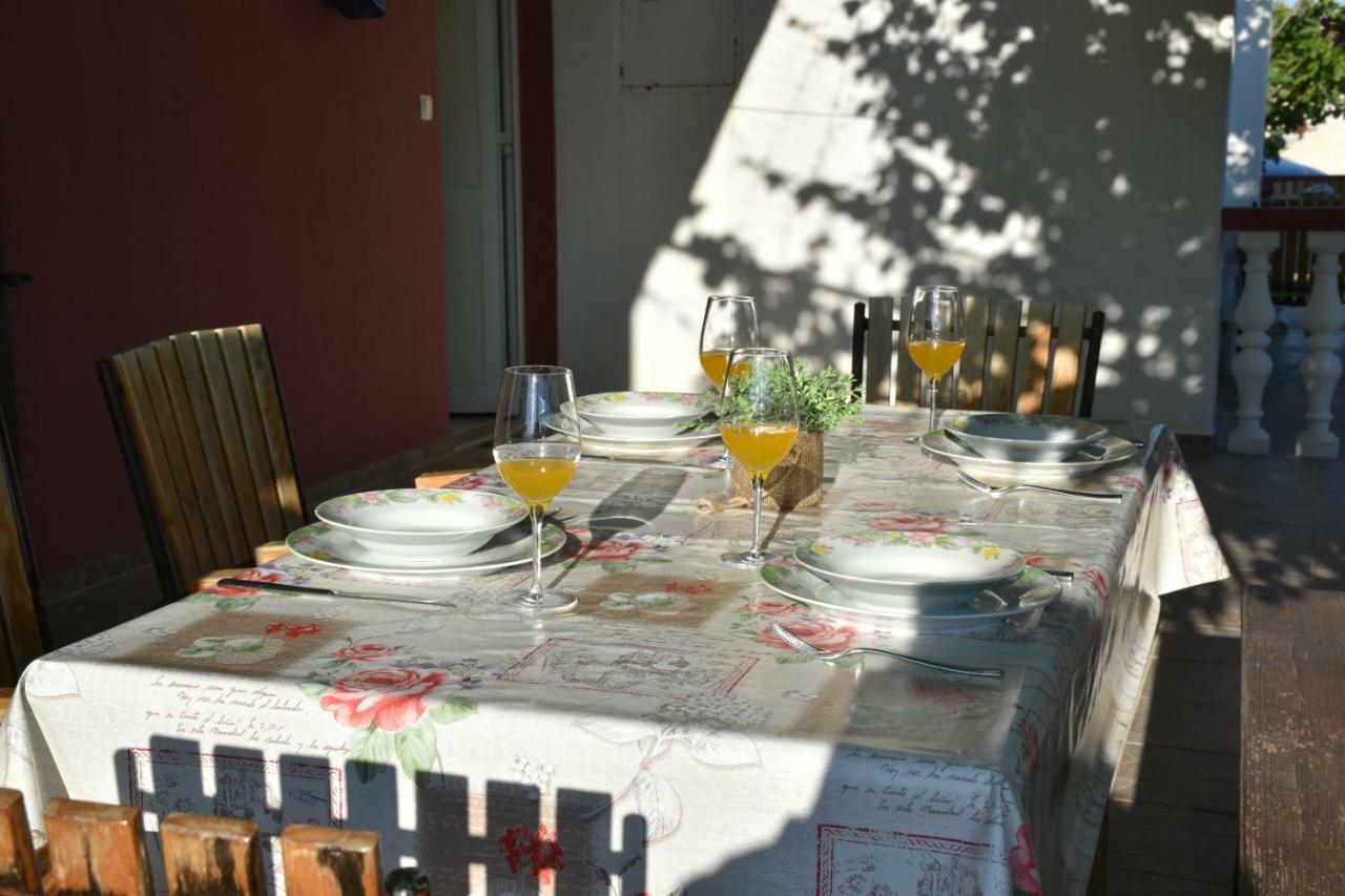 Mauro Apartment Ražanac Екстериор снимка