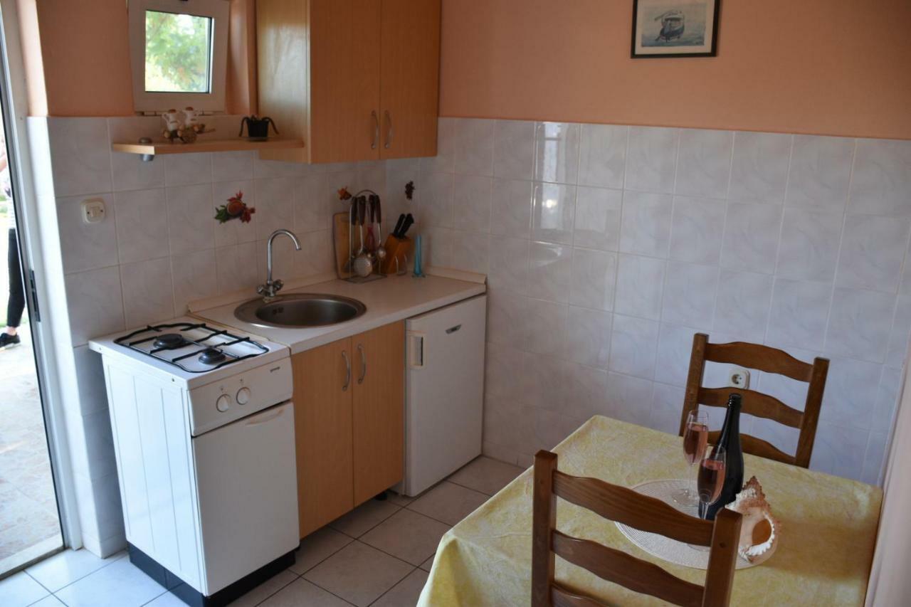 Mauro Apartment Ražanac Екстериор снимка